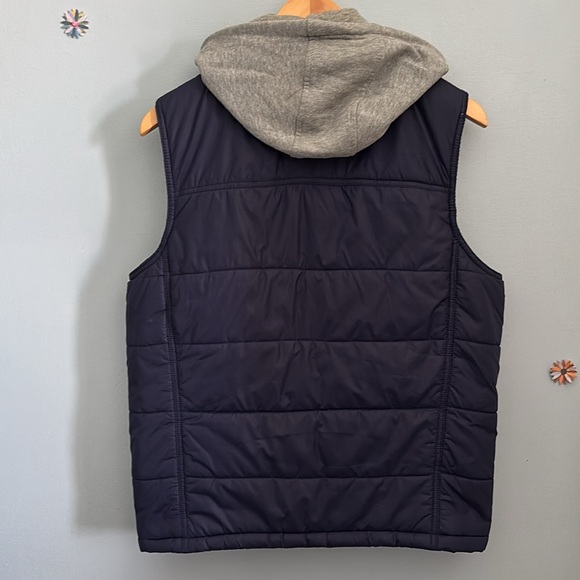 American Rag Puffer Vest Removable Hood Size M - Picture 5 of 12